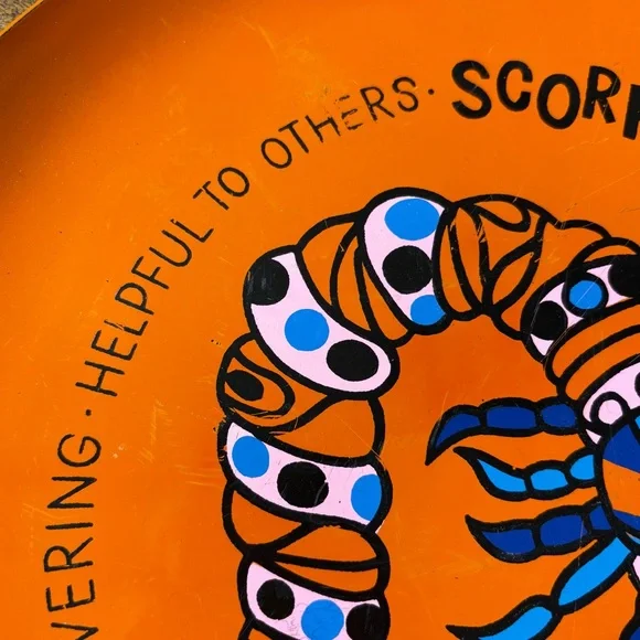 Vintage 70s orange Scorpio astrology tray - Picture 2 of 7